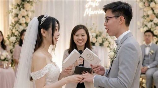 鄧佳華宣布結婚還有小孩了！公開女方身份