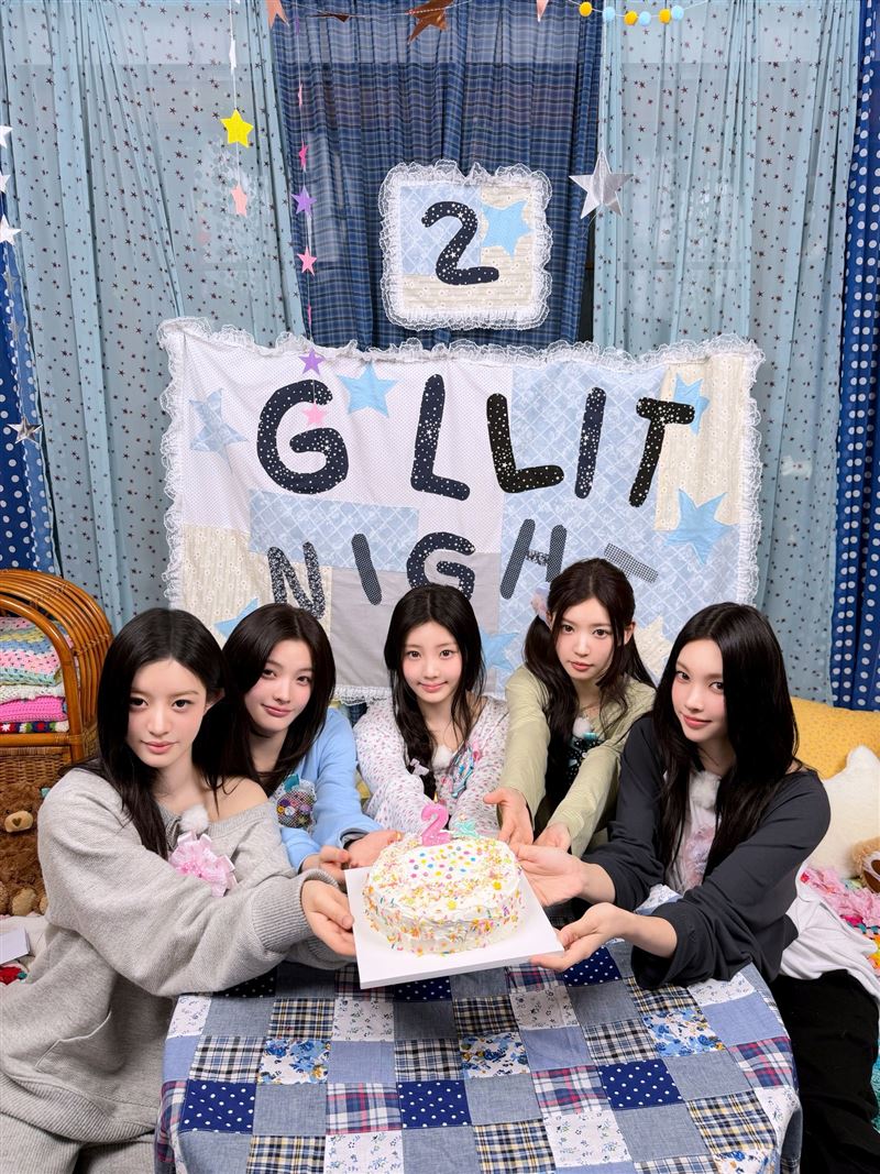 女團ILLIT曾被說風格太像NewJeans。(圖/翻攝自X平台)