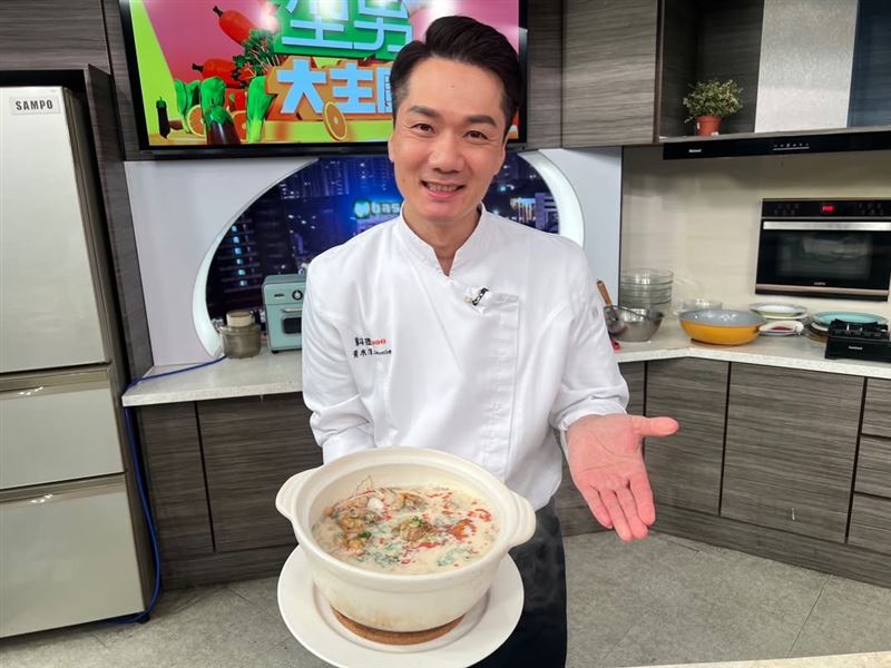 《型男大主廚》班底廚師黃米澤驚傳健康出狀況。(圖/翻攝自IG @lancelot_chef)