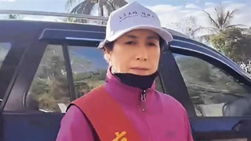 抽屜搜出存摺帳冊 高金胞姊大帳房角色曝