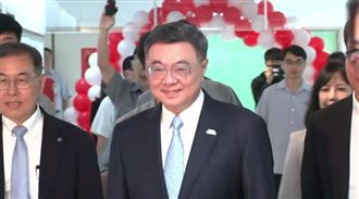 卓榮泰赴基隆祈福　喊梅雨帶來「及時雨」