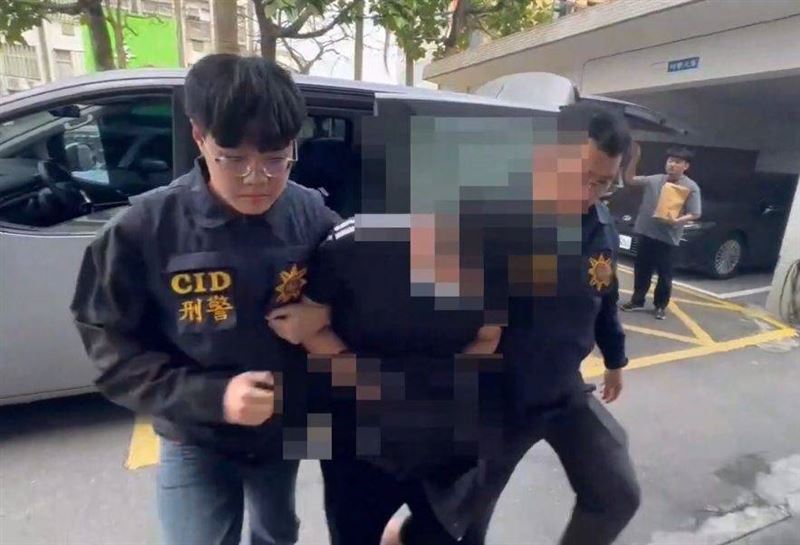 宜蘭警方循線破獲該處地下製毒工廠，當場將涉案犯嫌逮捕歸案，全案依製造第二級毒品罪嫌送辦。（圖／翻攝畫面）