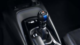 Toyota GR Corolla手排性能掀背車、手排、手排車。（圖／翻攝Toyota網站）