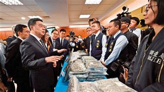 喪屍菸彈危國安　法官無保請回毒駕犯引怒
