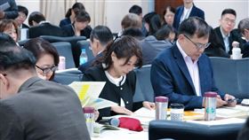 林楚茵痛批藍委大砍外交部高達1億421萬元的媒宣經費（圖／林楚茵辦公室提供） 