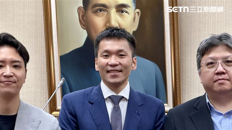 李洋立法院受訪(圖/記者詹宜庭攝影)