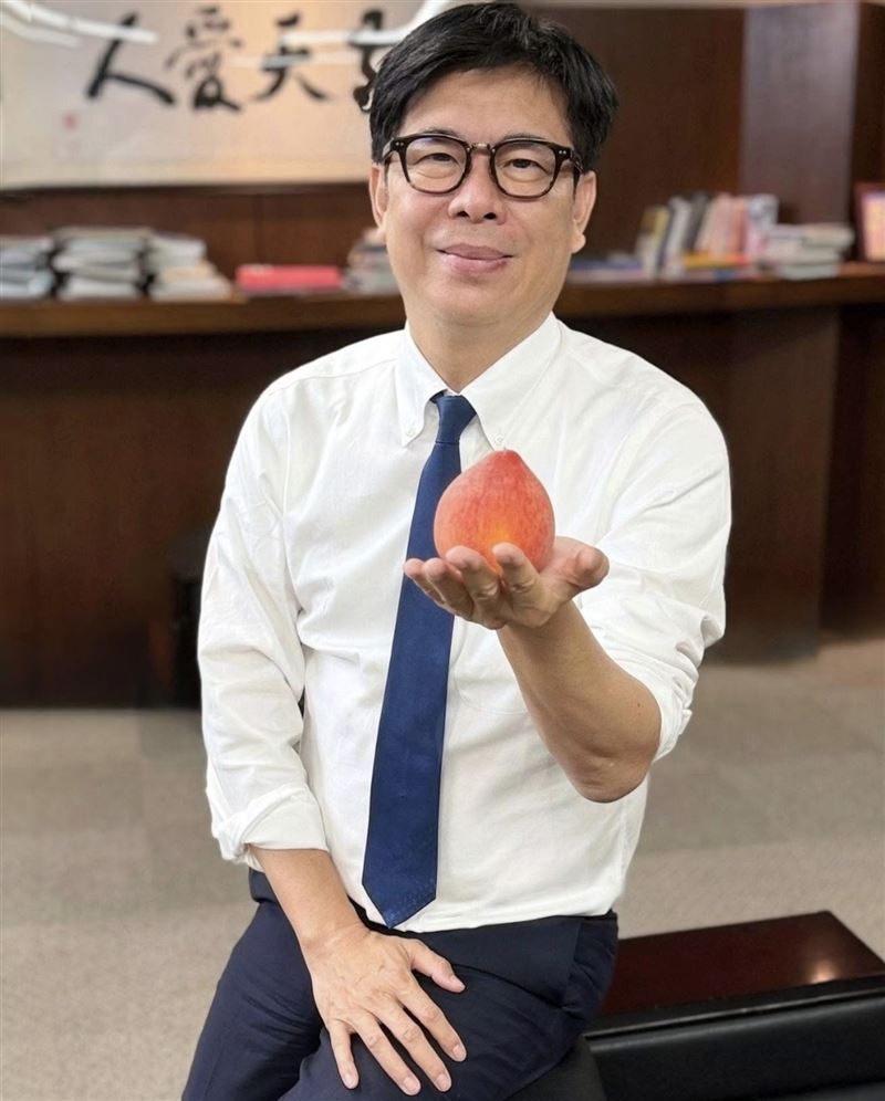 表志勳被指撞臉高雄市長陳其邁。(圖/翻攝自臉書)