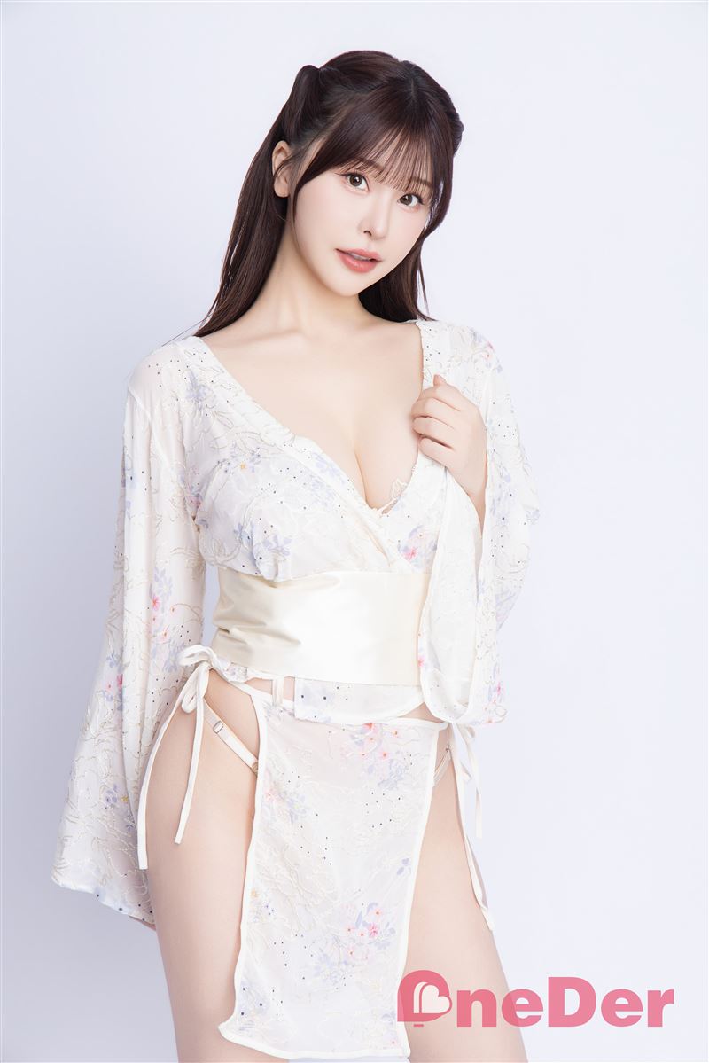 日本人氣寫真女星木南美美將來台會粉絲。（圖／萬德佛 Onederfour提供）
