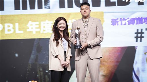 曾柏喻再獲年度進步獎　憶低谷淚崩超感人