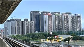 2026年Q1高雄家戶密度增幅Top5，以及各區房價漲跌。（圖／台灣房屋提供）