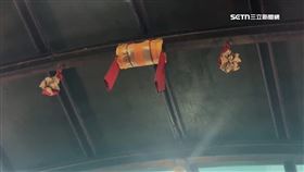 獨家／廟梁上高掛「2串肉粽」53年　五穀豐收、包中好寓意