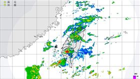 氣象署08:40發布大雨特報，對流雲系發展旺盛，易有短延時降雨。（圖／翻攝自氣象署官網）