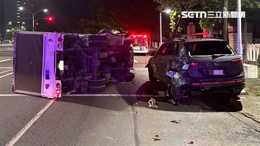 運將自撞翻車「拒毒測」自曝疏忽1事釀禍