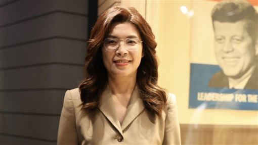 遭美媒貼「中共人」標籤！鄭麗文訪美翻車