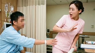 病患趁換藥性騷女護理師…她大叫：不要摸