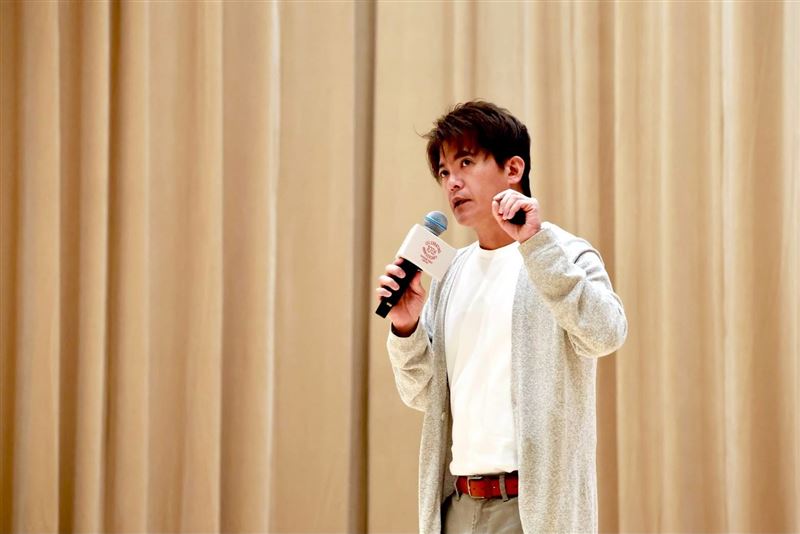 謝哲青發文公布喜訊。（圖／翻攝自臉書）