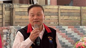 花蓮營養午餐弊案　副縣長顏新章遭帶回約談花蓮地檢署持續偵辦縣府營養午餐招標弊案，疑有縣府高層涉案，副縣長顏新章（圖）等人11日被帶回調查站約談。圖為顏新章115年5月27日出席「馥邑京華」大樓拆除動工。中央社記者張祈攝　115年6月11日