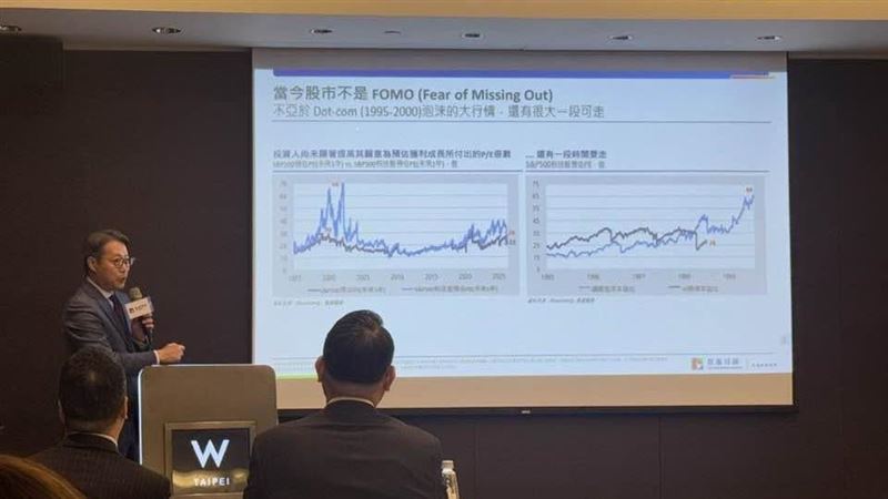 凱基投顧朱晏民定調台股為獲利驅動的「史詩級行情」，獲利成長預估高達 40%，雖受 SpaceX 等 IPO 吸金與 Fed 政策干擾，但長線多頭架構未變。法人強烈示警散戶嚴防「四貸同堂」式的過度槓桿，建議轉向現金流充裕的防禦性標的，透過紀律化配置，將震盪視為逢低買進優質供應鏈的「股價打折」契機。（圖／記者師瑞德攝影）