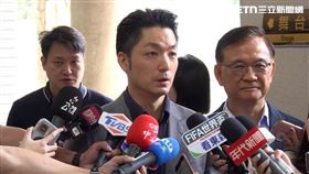 蔣萬安面對記者詢問沈伯洋批評2度閃避拒答。（圖／翻攝畫面）