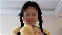網美誤傳全裸片到班群　金主是小孩同學爸