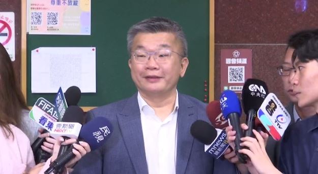 鄭麗文大嗆民進黨阻撓，對此，蔡其昌受訪時直呼胡言亂語，民進黨能主導川普政策嗎（圖／翻攝畫面）
