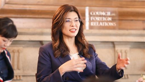 鄭麗文拋歐盟發展模式　他批宛如詐騙話術