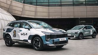 世足官方指定用車　KIA足球車全台巡迴