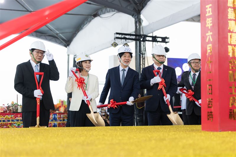 屏東科學園區半導體供應鏈專區今（12）日舉行動土典禮，總統賴清德、台積電董事長魏哲家同台（圖／總統府提供）