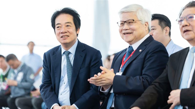 表達根留台灣決心 總統曝魏哲家推遲訪美