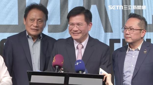 傳史國總理推建交中國?林佳龍揭真相打臉