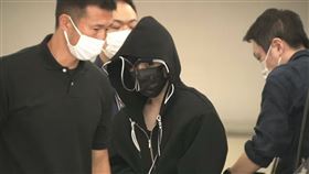 海外知名大型成人直播網站「Stripchat」驚傳違法色情直播集團落網。（翻攝自FNN）