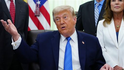 美國總統川普（Donald Trump）致電美國隊表達支持。（圖／美聯社／達志影像）