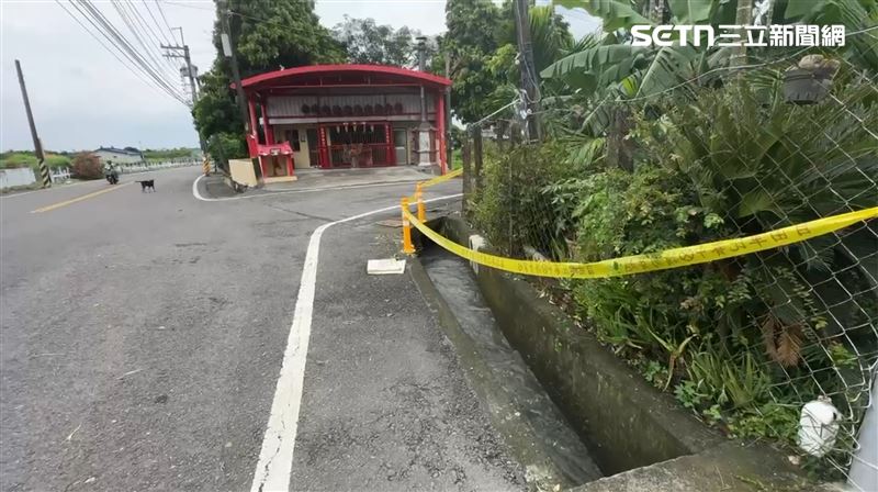 吳姓男子因為遭賓士從後方撞擊，2天後被民眾發現報警，已成冰冷遺體。（圖／記者朱俊傑攝影）