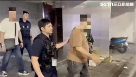 警方搗破隱身在西門町的百家樂賭場。（圖／翻攝畫面）