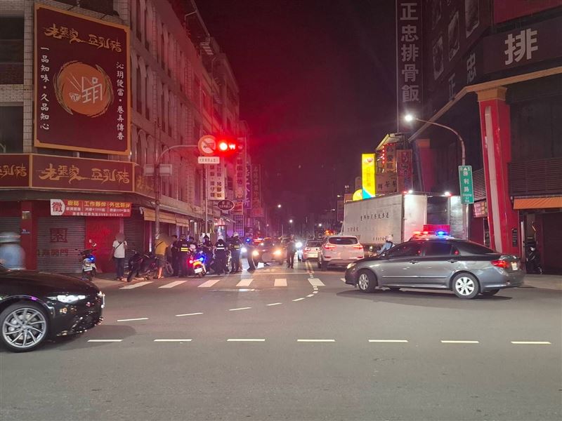 警方獲報後,立即啟動快打警力趕赴現場處置。(圖/翻攝畫面)