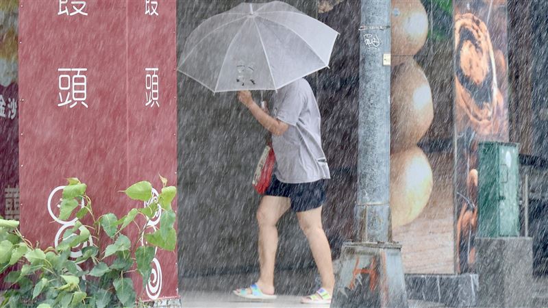 可能有新颱風?專家:這裡有一熱帶擾動…