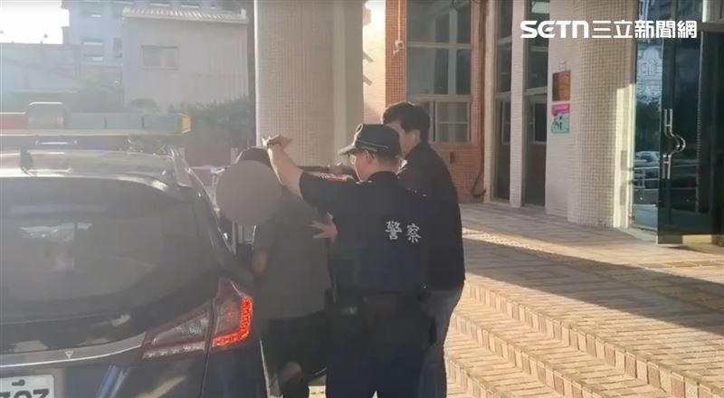 嘉義市西區某超商昨天（13日）凌晨驚傳搶案。（圖／翻攝畫面）
