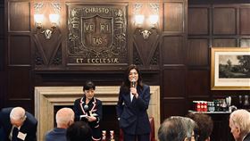 鄭麗文於紐約時間6月8日中午，應邀出席在哈佛俱樂部（Harvard Club of New York）舉行的午餐會（圖／國民黨提供） 