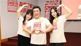 熊家婕（左起）、李㼈、李紫嫣合體做公益。（圖／董氏基金會提供） 