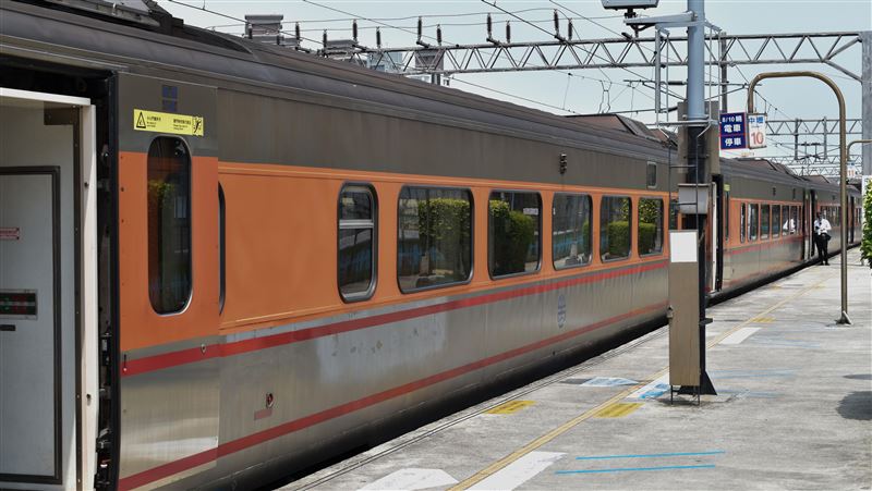 列車長遭「五毒之一」咬傷…害自強號延誤