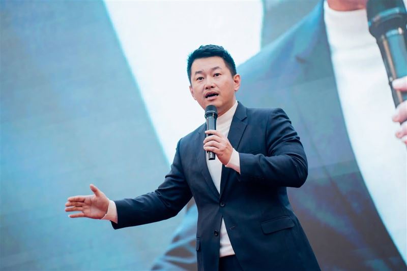 擁有高聲量的前立委陳柏惟。(圖/翻攝自陳柏惟臉書)