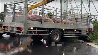 新／運豬車猛撞！台南騎士慘死輪下