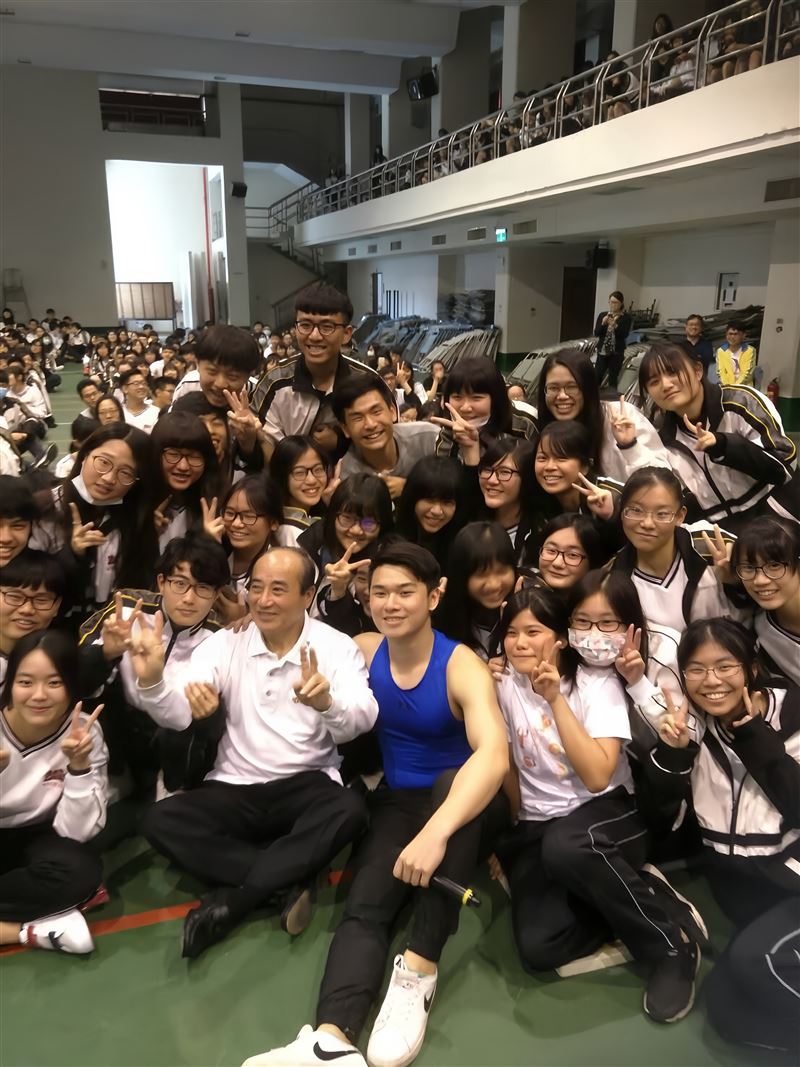 《鐵拳教育》最恐怖真相曝光!校園毒品可怕不輸霸凌。反毒宣傳表演團體「撼動HDA」團長高嘉和爆料台灣更嚴重。(圖/高嘉和提供)