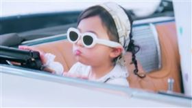 周杰倫被懷疑找親生女兒拍MV。（圖／翻攝自周杰倫 Jay Chou YouTube）
