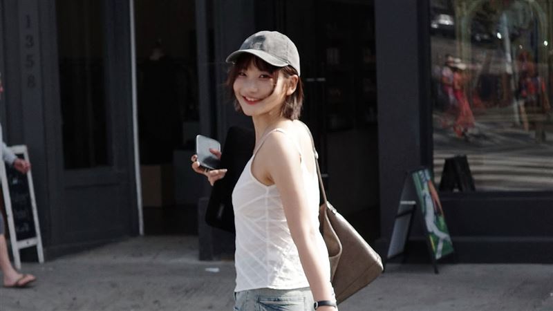 愛莉莎莎板橋街頭遭擦撞 駕駛誇張行徑曝