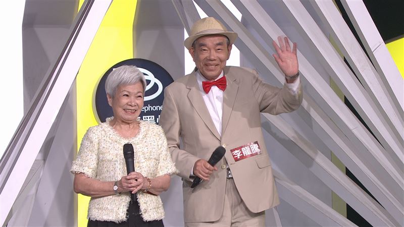 《超級紅人榜》持續打造屬於不同世代的舞台。其中「不老歌王擂台賽」邀請高齡參賽者站上聚光燈下，以歌聲展現人生歷練與生命故事
