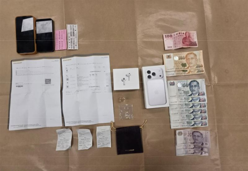 28歲台男在新加坡涉犯信用卡詐騙案,盜刷14萬買贓物,恐面臨最高10年監禁,並可處以罰款、鞭刑或兩者併罰。(圖/翻攝自新加坡警察部隊官網)