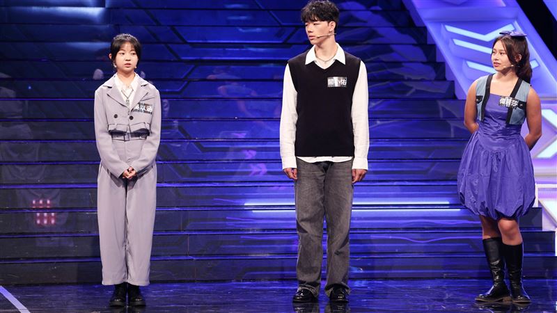 俗女「小嘉玲」轉眼上大學 最新樣貌曝光!親揭真實動向