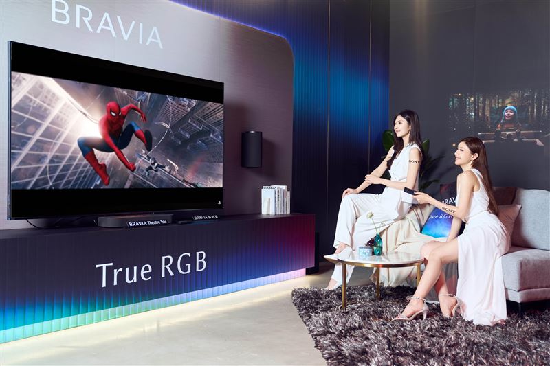 Sony BRAVIA True RGB系列內建X-Wide Angle Pro技術,讓空間中每個位置的觀眾都享有畫質一致絕佳視角。(圖/品牌業者提供)