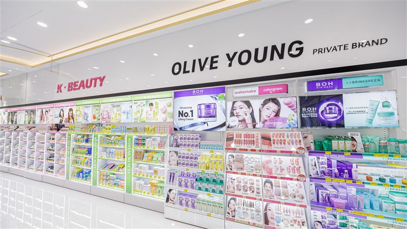 OLIVE YOUNG四大自有品牌進駐康是美。(圖/品牌業者提供)